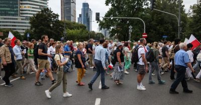 Marsz Pamięci – warszawiacy uczcili pomordowanych mieszkańców Woli